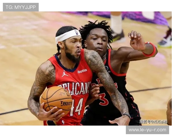 越南队金星战袍亮相 引爆赛场关注 越南队金星战袍亮相 引爆赛场关注