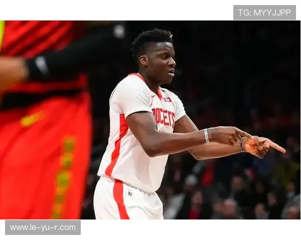 夸尔塔防守站位解析：稳固后场体系成球队关键胜负手表现